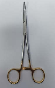 Pinzas Hemostáticas Manuales de Acero Inoxidable con Mango Dorado, Curvadas y Largas, Certificación CE, para Uso Hospitalario, Kit Quirúrgico SurgiRight, al Mejor Precio - Product Image 5