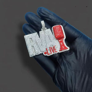 Colgante de Micrófono BMA en Plata 925 con Baño de Rodio, Diseño Temático, Estilo Hiphop Unisex para Uso Diario - Product Image 2