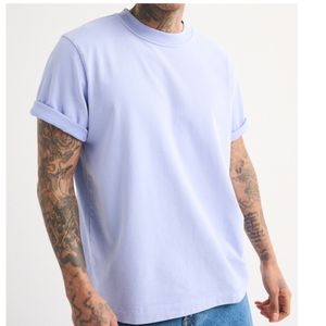 T-shirt pour homme en coton uni, coupe décontractée, col rond, manches courtes, style minimaliste, décontracté, été, personnalisable OEM ODM, vente en gros - Product Image 3