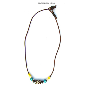 Collar de Cuentas de Hueso Hecho a Mano por Artesanos Indios, Diseño Étnico Moderno, Cadena con Eslabones en Forma de Corazón para Mujer, Precio al por Mayor - Product Image 2