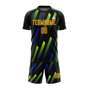 Ensembles d'uniformes d'entraînement de football à col ras du cou, imprimés par transfert thermique, de haute qualité, directement de l'usine, pour adultes, avec nom personnalisé sur le devant - Product Image 2