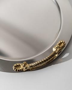 Elegante Bandeja Redonda de Metal para Servir con Asas de Diseño Doradas, Ideal para Servir Té y Café, Cenas en Casa y Fiestas - Product Image 5