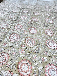 Mantel de Algodón Grande de Lujo Hecho a Mano con Estampado Artesanal, Brillante y Original con Diseño Floral Aqua, Lavable, para Comedor de Otoño e Invierno - Product Image 4