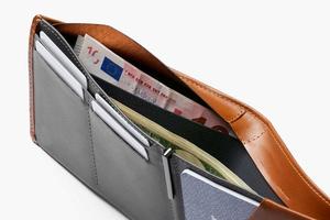 Vintage Style <b>Mens</b> 100% Genuine Cowhide Leather Wallet Soft Durable Material Classic Bifold Customized Logo Color for SPORTS - Product Image 3
