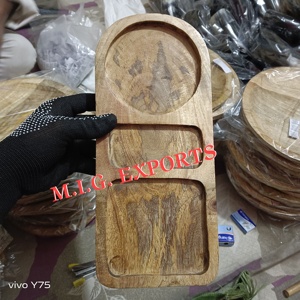 ถาดเสิร์ฟไม้ทำมือ 3 ช่อง สไตล์เรียบง่าย สำหรับครัวและโต๊ะอาหาร เหมาะสำหรับบ้าน ร้านอาหาร และโอกาสพิเศษ - Product Image 5