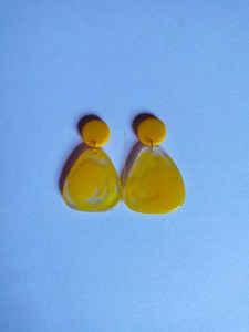 Top Trending Designer Resin <b>Hoop</b> <b>Earring</b> for Party Other Function <b>Fashion</b> Jewelry With Mustard Color Resin <b>Earrings</b> - Product Image 5