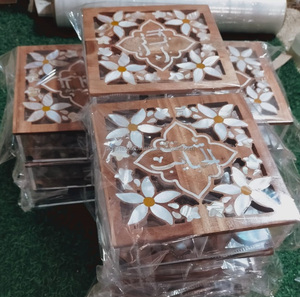 Tapa de madera acrílica de alta calidad Diseño floral hueso I pieza de diseño de la mejor calidad para tamaño personalizado precio barato - Product Image 2