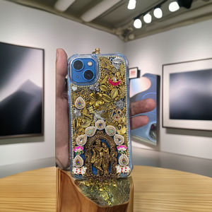 Fundas para Móvil Hechas a Mano de Lujo con Cristales Brillantes, Ídolo de Radha Krishna, Plateadas y Doradas, Proveedor Indio de Recuerdos y Regalos - Product Image 3