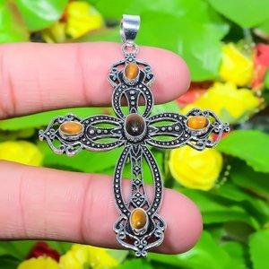 Colgante de Cruz Tibetana de Latón con Gemas Naturales de Ojo de Tigre, Diseño Vintage con Engaste de Canal, Chapado en Plata de Dos Tonos, Religioso, Unisex, Aleación Metálica - Product Image 2