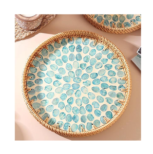 Bandeja de lujo de ratán con incrustaciones de nácar, ideal para regalar, a un precio asequible. Utensilios de cocina hechos a mano. La mejor bandeja de almacenamiento. - Product Image 1