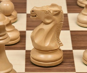 Pions d'échecs Staunton américains de luxe, taille tournoi 4.1 King, en sheesham et bois de buis, au meilleur prix - Product Image 3