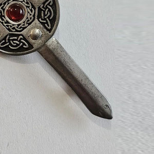 Broche Épée Celtique Écossaise Vintage en Étain Grande Taille pour Kilt – Décoration de Kilt – Vente en Gros Usine Écossaise - Product Image 5