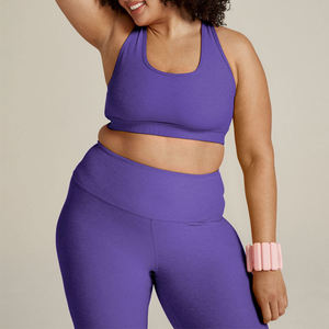 Soutien-gorge de sport pour femme en promotion – Haute qualité, extensible dans 4 directions, respirant, écologique, élasticité moyenne, XS personnalisable à l'avant - Product Image 5