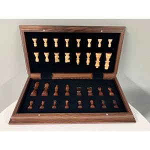 Juego de ajedrez de madera cortado con láser, de buena calidad, natural, funcional y un hermoso centro de mesa para salas de estar o comedores. - Product Image 4