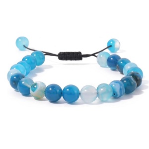 Pulsera de Piedras Azules Hecha a Mano, Joyería de Piedras Preciosas, Accesorio de Moda, Regalo para Mujer, Uso Diario y para Fiestas - Product Image 1