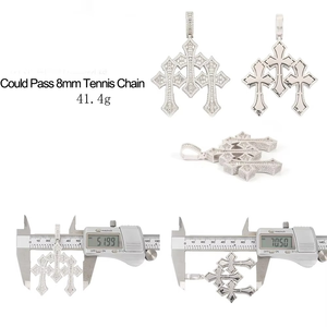 จี้รูปสามกากบาทประดับเพชรโมอิสซาไนต์ทรงกลมเจียระไนแบบบริลเลียนท์ สี D  ตัวเรือนเงินแท้ พร้อมสร้อยคอเทนนิส สไตล์ฮิปฮอปสำหรับผู้ชาย - Product Image 6