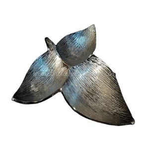 Plateaux décoratifs en métal pour fruits secs Design de feuilles en aluminium Décoration de feuilles de designer classique Table Ware Dessert et Date Bowl - Product Image 1