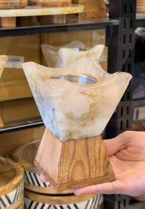 Brûleur d'encens artisanal FAIZA CRAFT en résine d'acacia et bois de santal, écologique, durable et aromatique, pour l'aromathérapie - Product Image 5