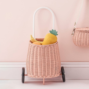 Panier à pousser en rotin tressé à la main avec roues, chariot de poussette, sacs d'école pour enfants, vente en gros - Product Image 4