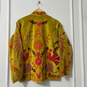 Chaqueta Bomber de Terciopelo Bordada con Diseño Suzani, Tejida y Transpirable, Estilo Bohemio de Invierno, Inspirada en el Estilo Urbano Uzbeko - Product Image 1