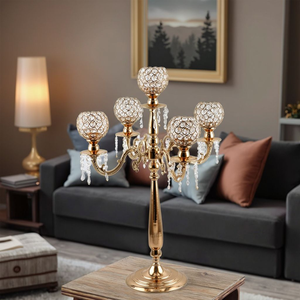 Candelabros de Metal Dorado de Lujo para Bodas, 5 Cabezas, Portavelas de Alta Calidad para Decoración de Mesa - Product Image 1