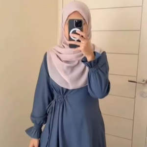 Colección Eid: Túnica Abaya Burqa Transpirable de Primavera, Confeccionada con Tela Importada Cey Crush/Harir Maksur, con Cordón Ajustable a Juego - Product Image 1