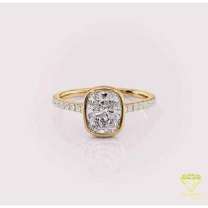 Anillo de compromiso con diamante cultivado en laboratorio de corte cojín y engaste biselado en oro blanco de 14K, con halo oculto, anillo de promesa y boda para mujer - Product Image 1
