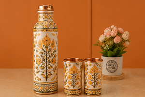 Ensemble de bouteille d'eau et de gobelet en cuivre floral moutarde de luxe, bouteille en cuivre botanique jaune artisanale avec tasses assorties, qualité supérieure - Product Image 4