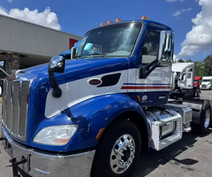 Se Vende Camión Usado Peterbilt 579 Day Cab 2017 2018 - Transmisión Manual de 10 Velocidades, Volante a la Izquierda/Derecha, Envío a Todo el Mundo - Product Image 5