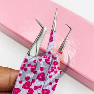 Pince à cils personnalisée avec logo imprimé en forme de cœur, en acier inoxydable japonais, pointe fine pour extension de cils, prise en main professionnelle et ferme - Product Image 6