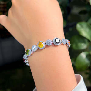 Pulsera de tenis unisex de oro con perlas de agua dulce y moissanita, diseño de halo, cadena brillante multicolor arcoíris, estilo hip-hop - Product Image 1