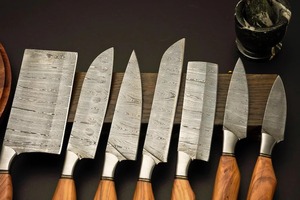 5 Piece Damascus Steel Chef <b>Knife</b> <b>Set</b> Hand Forged Kitchen <b>Knives</b> with Wooden Handle - Product Image 2