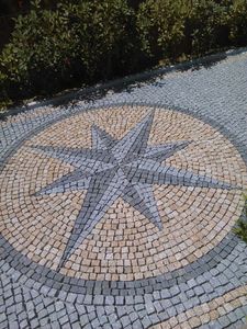 Natural Granite Cobblestone Cube Stone Pavers for Outdoor Landscaping and Driveway Flamed / Tumbled Granite Cube Stones - Product Image 4