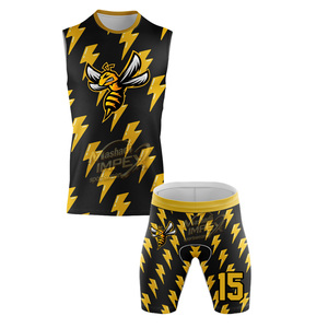Ensemble de maillot de basketball d'hiver personnalisé par sublimation, avec sac à dos et short, motif abeille et éclair noir et jaune, unisexe adulte, respirant et à séchage rapide - Product Image 4