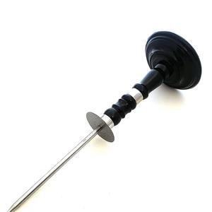 Découvrez la perche de table IMPEX Falconry - Support portable et étanche pour oiseaux de proie avec herbe synthétique et base à ventouse pour toutes les saisons - Product Image 4