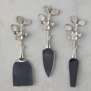 Ensemble de couteaux à fromage floraux de luxe en acier inoxydable 3 pièces avec des poignées élégantes en alliage de zinc, outils de service haut de gamme - Product Image 1