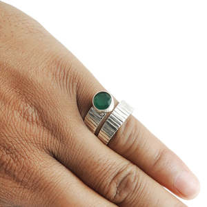 Round Cut Spinner Green Onyx Gemstone Jewelry Best Quality Handmade <b>925</b> Sterling <b>Silver</b> Stamped Bohemian Jewelry At Lowest Price - Product Image 3