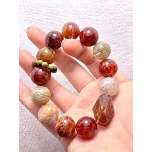 Premium Designer Resin <b>Bracelet</b> with Glossy Surface Finish Elegant Jewelry for Everyday Wear and Special Events - Product Image 3