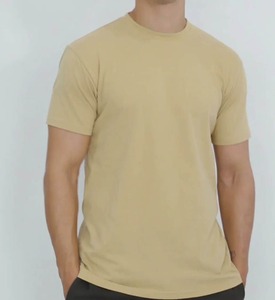 เสื้อยืดคอกลมแขนสั้นสีเบจสำหรับผู้ชาย ทรงปกติ ลายสัตว์ ผ้าเจอร์ซีย์ถัก 100% โพลีเอสเตอร์ โลโก้ด้านหน้า ระบายอากาศได้ดี - Product Image 4