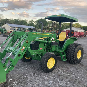 Tractor John Deere 5065E de Alta Calidad a Precio de Fábrica, 65HP, 4WD, con Cabina, Dirección Asistida, Modelo de Maquinaria Agrícola - Product Image 1