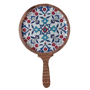Plato para Pizza de Madera Esmaltada Hecho a Mano de Primera Calidad |   Moderna Tabla de Servir de Lujo Apta para Lavavajillas |   Diseño de Tamaño Personalizable | - Product Image 4