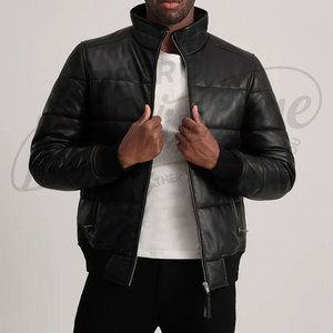 Chaqueta Bomber de Cuero Negra para Hombre, con Puños Acanalados, Cuello Alto, Acolchada y Cálida para Invierno, Estilo Biker, Corte Ajustado - Product Image 1
