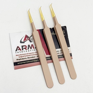 Pince à cils la plus demandée pour extensions, isolation à 45 degrés, pointe de 5 mm avec embout pointu en or 24 carats, pince à cils durable avec logo - Product Image 5