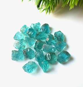 Apatite naturelle brute, pierre précieuse brute, cristal bleu, pierre de guérison pour la fabrication de bijoux, vente en gros - Product Image 5