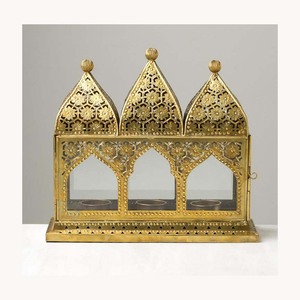 Lanterne décorative en métal haut de gamme, lanterne suspendue moderne personnalisée pour mariage de luxe, utilisation intérieure et extérieure - Product Image 1