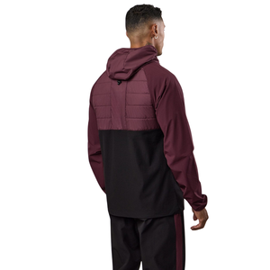 Ensemble de survêtement tissé imprimé color block bordeaux et noir pour homme – Veste à cordon et pantalon décontractés pour l'entraînement en extérieur en hiver - Product Image 3