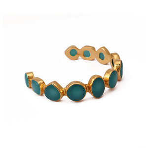 Brazalete de Calcedonia Acuática, Chapado en Oro de 18K, Hecho a Mano con Piedras Preciosas, Regalo Moderno para Mujer - Product Image 2