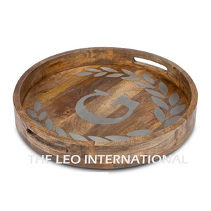 ถาดเสิร์ฟอาหารทรงสี่เหลี่ยมทำจากไม้ พร้อมหูจับโลหะ ดีไซน์สร้างสรรค์ ใช้ตกแต่งครัว - Product Image 2