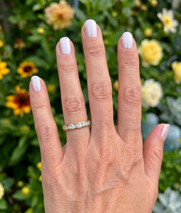 แหวนเพชรทรงบริลเลียนท์ทองคำแท้ 14k สีเหลืองจาก Fine Jewels |   ชุดเครื่องประดับเพชรชุบโรเดียมสุดหรูสำหรับทุกเพศ - Product Image 3