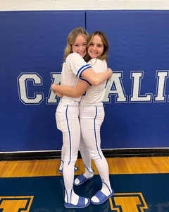 Paquete de uniforme de softbol para mujer de gran calidad 2025, camisetas de softbol de diseño personalizado con pantalón para uso de béisbol - Product Image 4